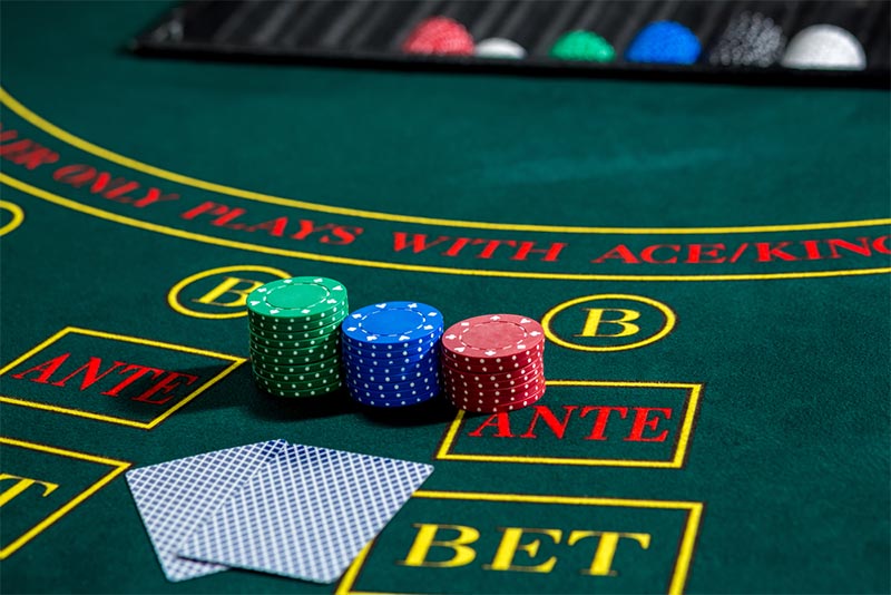 Are Blackjack odds better with more players