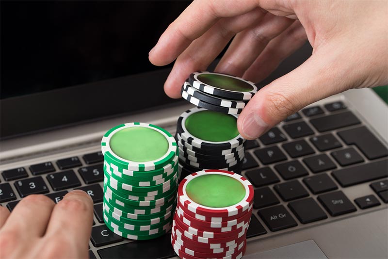 Playing blackjack online is highly convenient