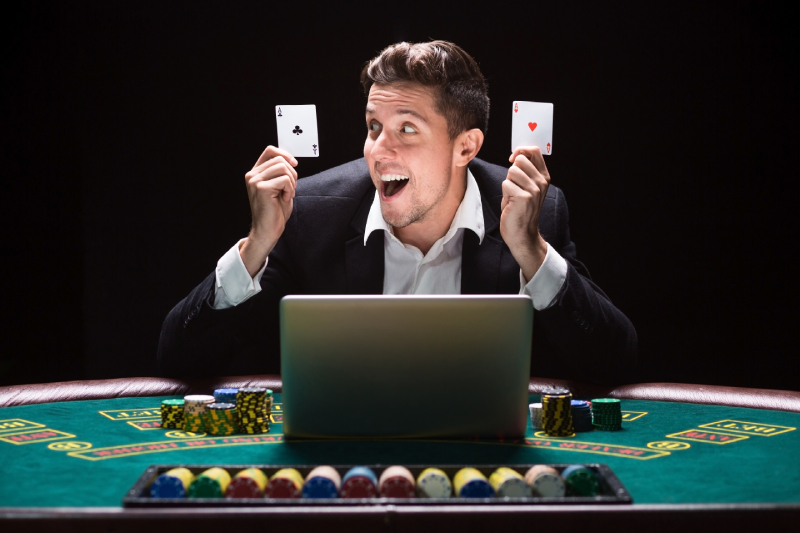 Microgaming Introduces Online Casinos To The World
